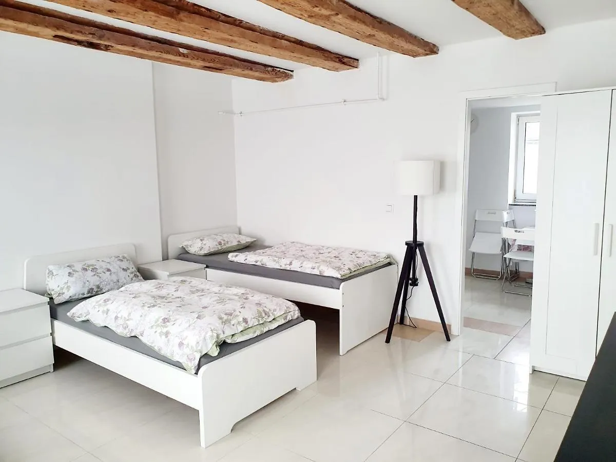 Nice And Bright Flat In Pankow Berlino 0*,  Germania